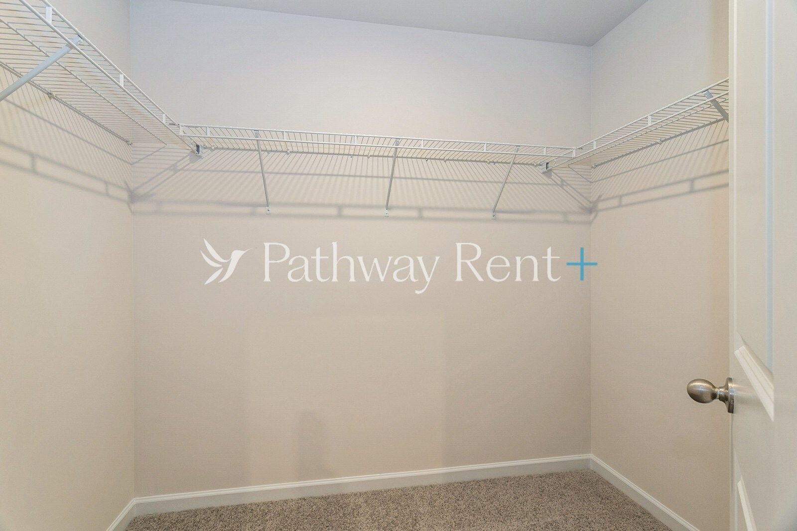 Building Photo - 631 Mackenzie Cv