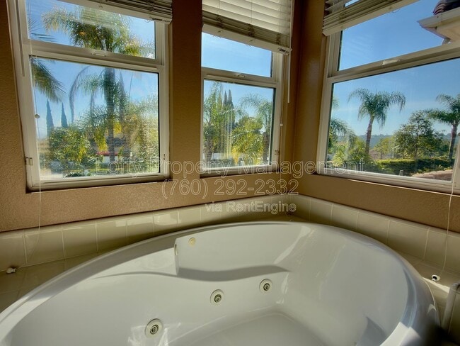 Building Photo - 13073 Dressage Ln