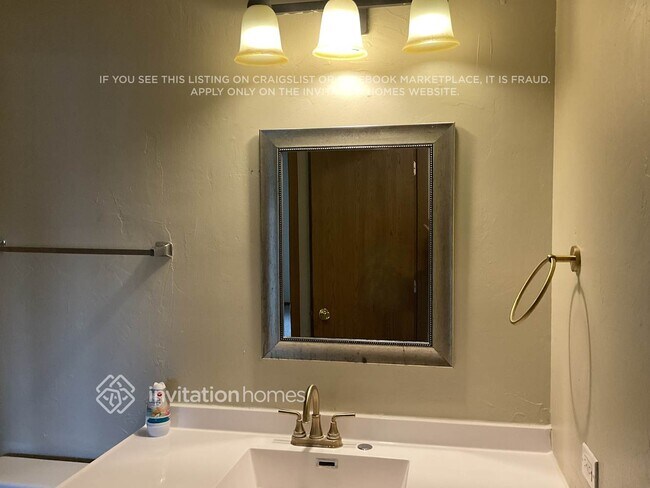 Building Photo - 20848 S Hickory Creek Pl