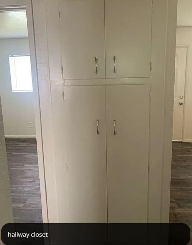 Building Photo - Bridge