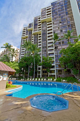 Building Photo - Hawaii Kai Luxury 2/2 with 2 parking!