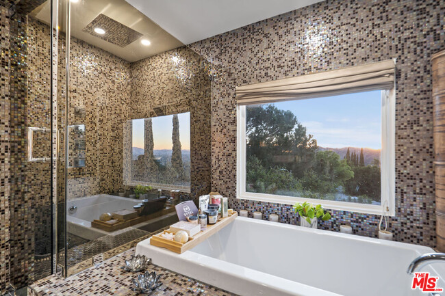 Building Photo - 3288 Wrightwood Dr
