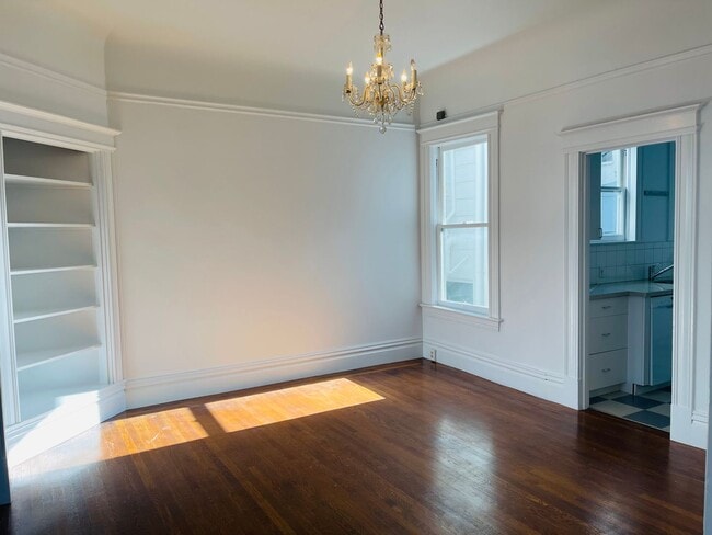 Building Photo - Marina Hacienda