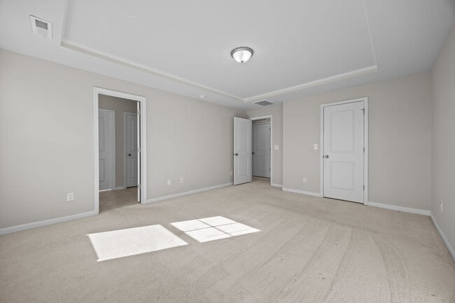 Building Photo - Small-Town Comfort Meets City Convenience | 2-Story Home for Rent | 4 Bedrooms, 2.5 Baths