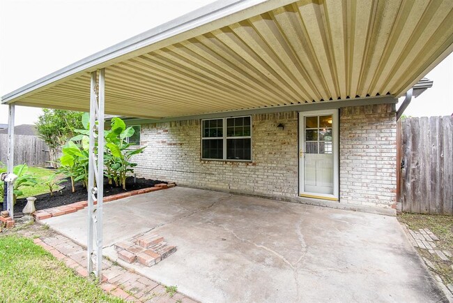 Building Photo - 6639 Rowell Ct