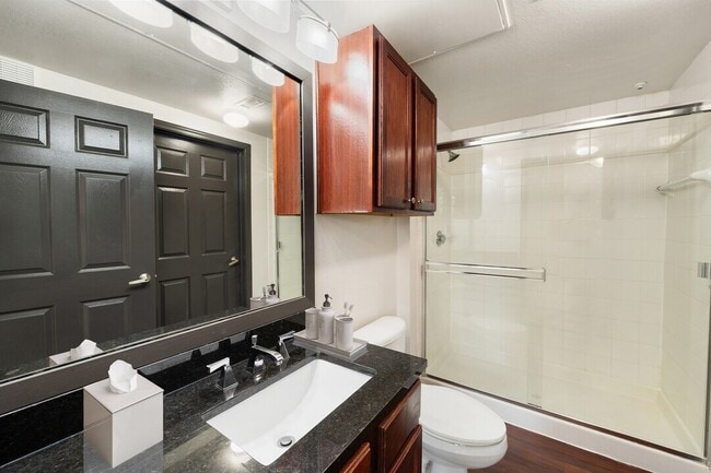 Building Photo - Move In & Save $500 + Get Fees Credited!