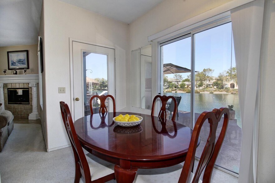 Building Photo - 3 br, 3 bath House - 9171 E Laguna Way