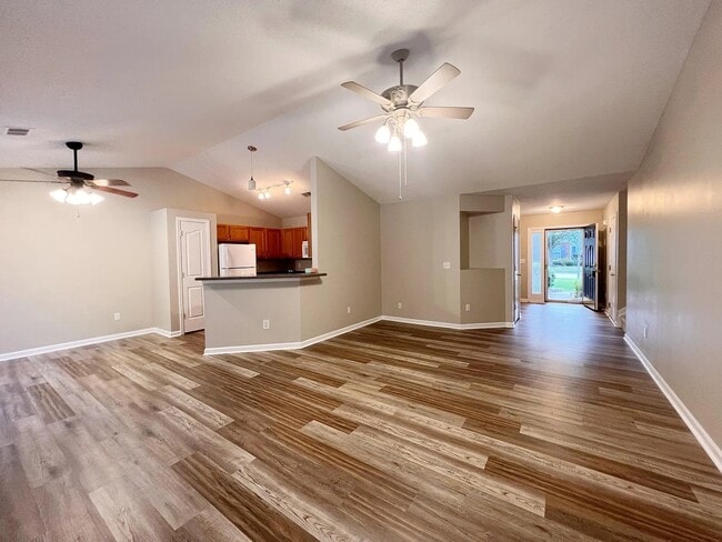 Building Photo - 504 Timber Walk Dr