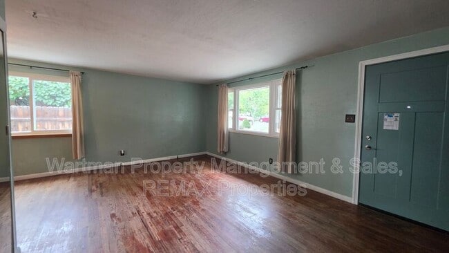 Building Photo - 2524 N Farragut Ave