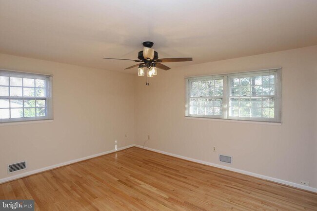 Building Photo - 3229 Ramblewood Rd