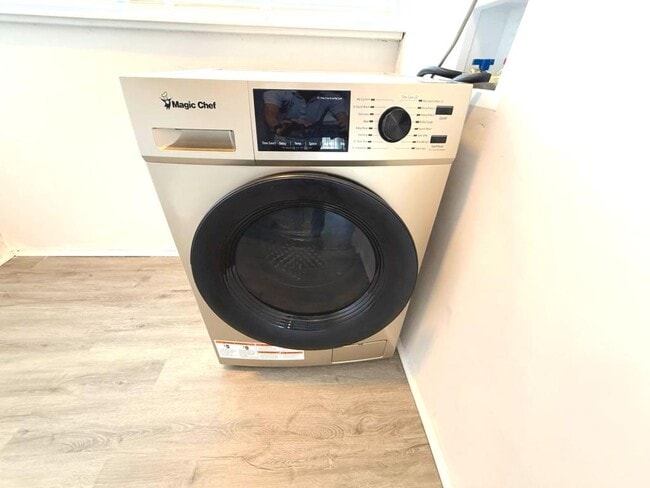 Building Photo - 10288 Turkey Lake Rd