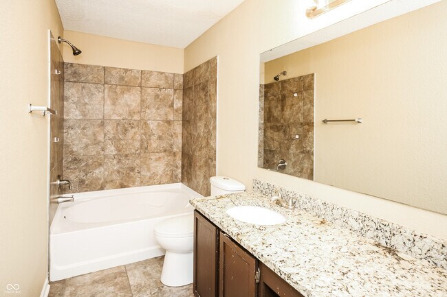 Building Photo - 6625 Kinnerton Dr