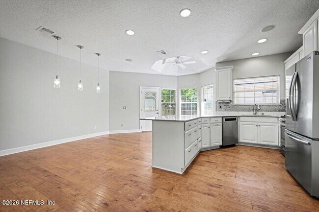 Building Photo - 184 Summerfield Dr