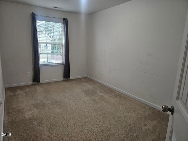 Building Photo - 41 Hawkstone Dr