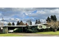 Building Photo - 2 Bedroom 1 Bathroom Home with a Backyard!