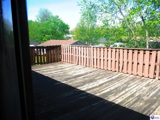 Building Photo - 314 Crossgate Rd