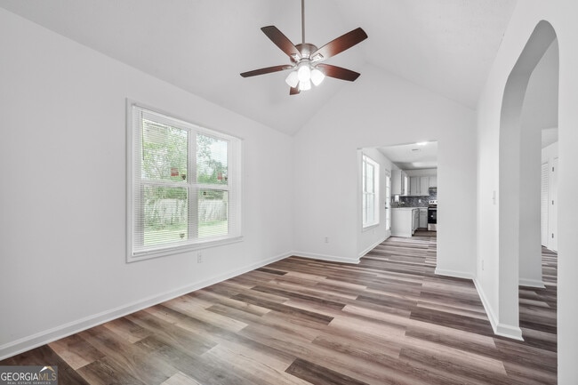 Building Photo - 3758 Westchase Dr