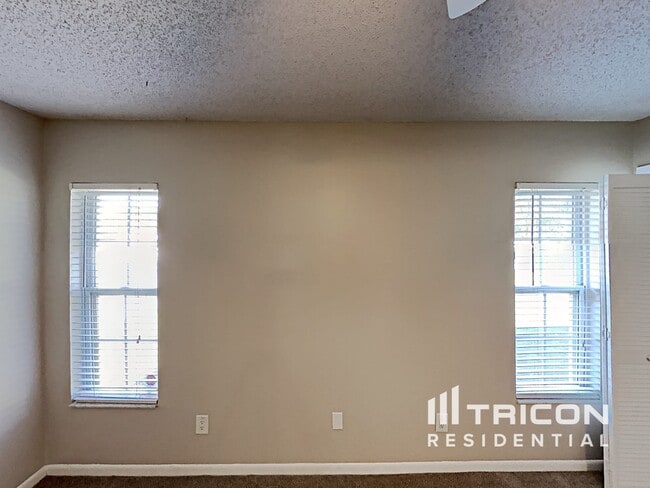 Building Photo - 3106 King Phillip Way