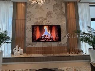 Building Photo - 275 1st Ave S