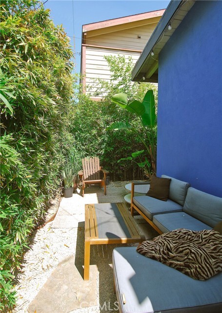 Building Photo - 545 1st St