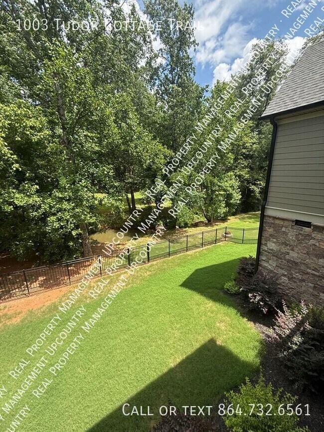 Building Photo - 1003 Tudor Cottage Tr