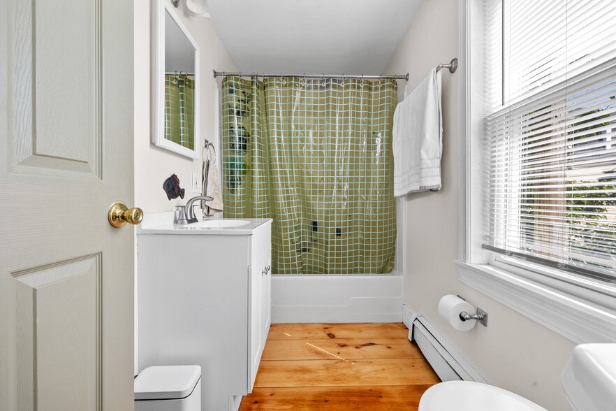 Building Photo - 9 Hodges Ct