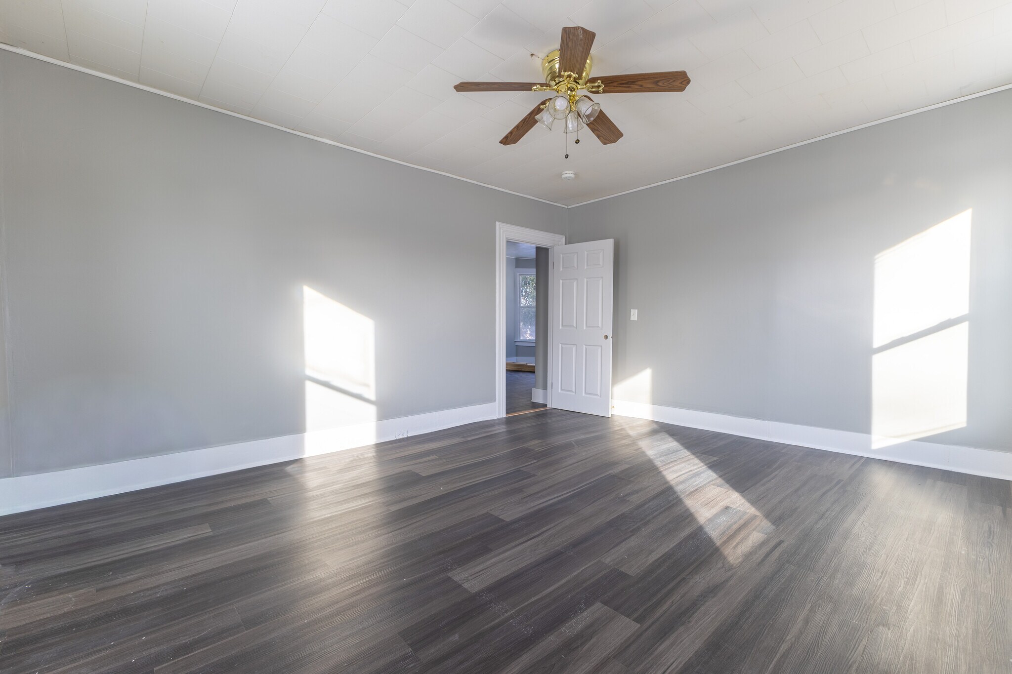 Building Photo - 44 Olive St