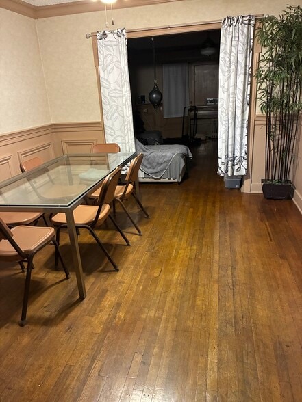 Dining Area - 1315 W 36th Pl