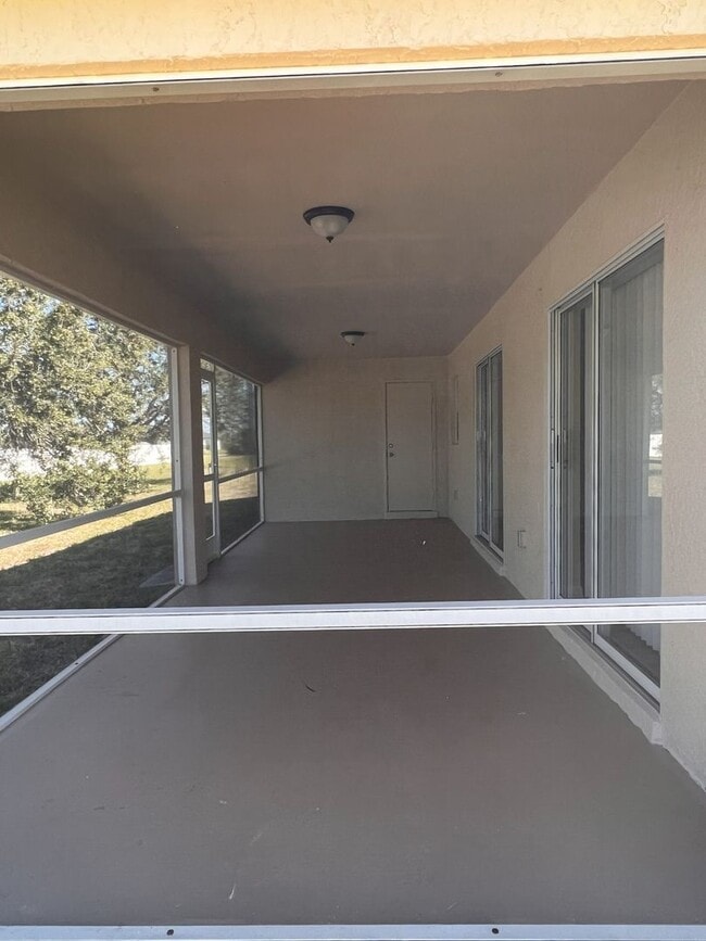 Building Photo - Lovely Home In SW Cape Coral