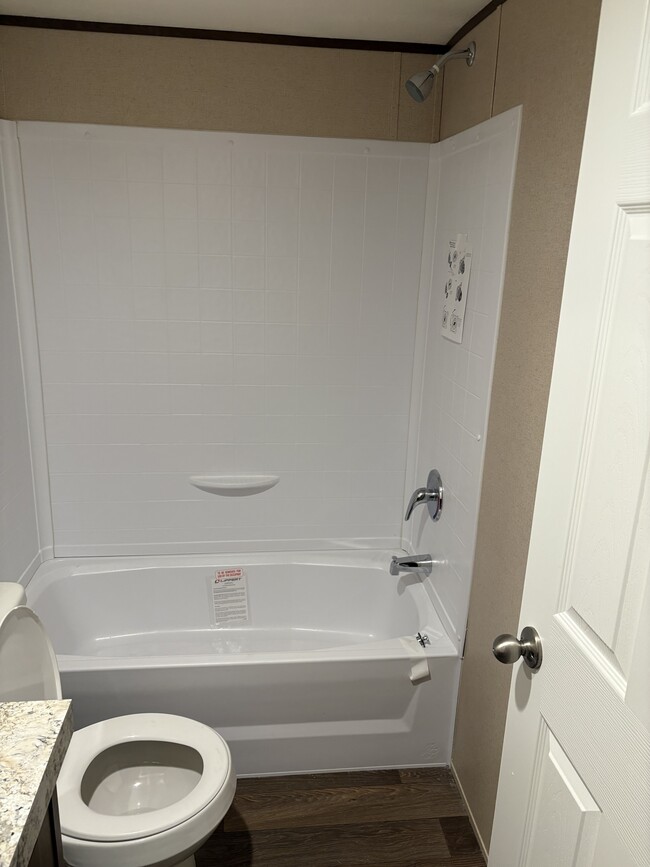 Building Photo - 7214 Comstock Cove