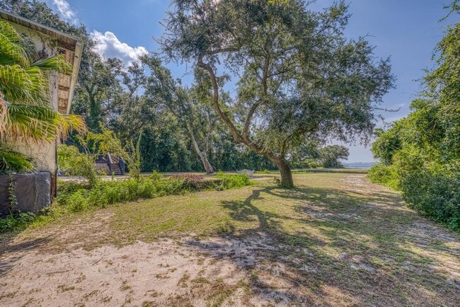 Building Photo - 4811 Soundside Dr