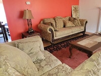 Building Photo - 305 Humble Rd