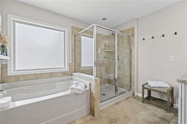 Building Photo - 3420 Pleasant Springs Dr