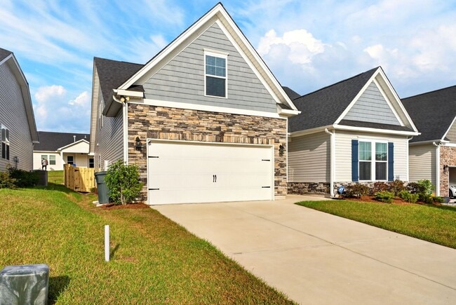 Building Photo - Like New 4BR Ranch with Modern Finishes & Prime Location in Elgin