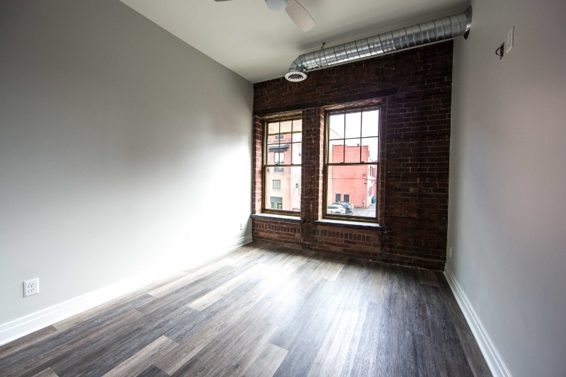 Building Photo - 490 Pearl St