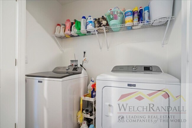 Building Photo - Great Space, Great Location - 3 BR Lehi Townhome! ** MOVE-IN SPECIAL **