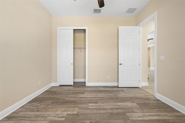 Building Photo - 1021 Kestrel Ct
