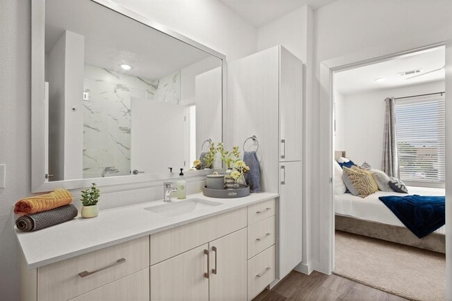 Building Photo - 6324 N Lamar Blvd