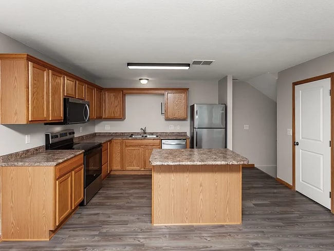 Building Photo - Townhouse for Rent!