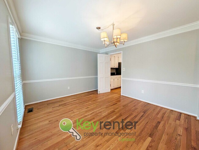 Building Photo - 316 Pelham Falls Dr