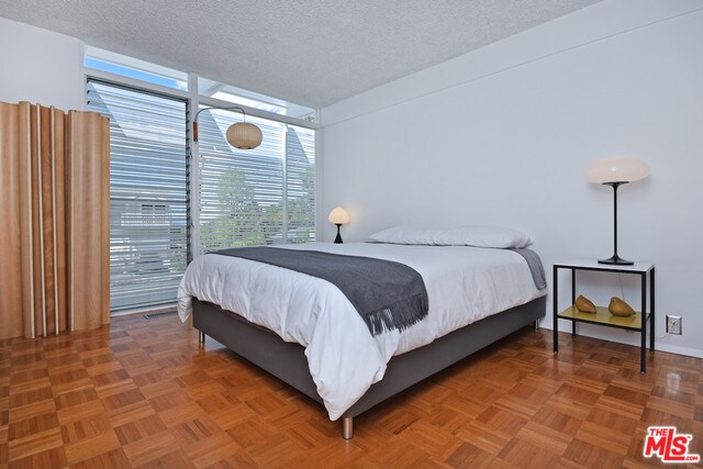 Building Photo - 3433 Shernoll Pl