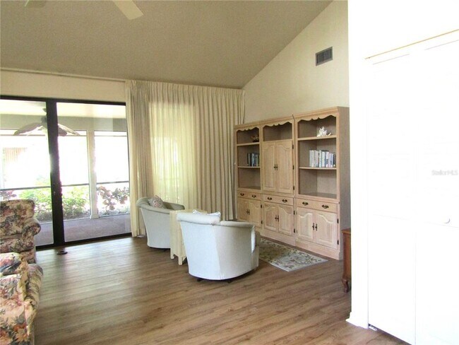 Building Photo - 5626 Pipers Waite