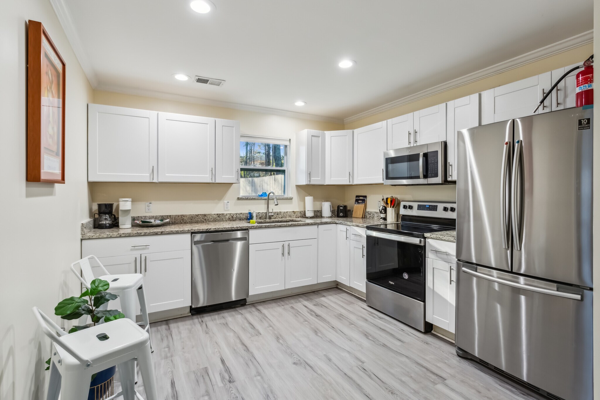 Building Photo - 1870 Waldrep Cir SE