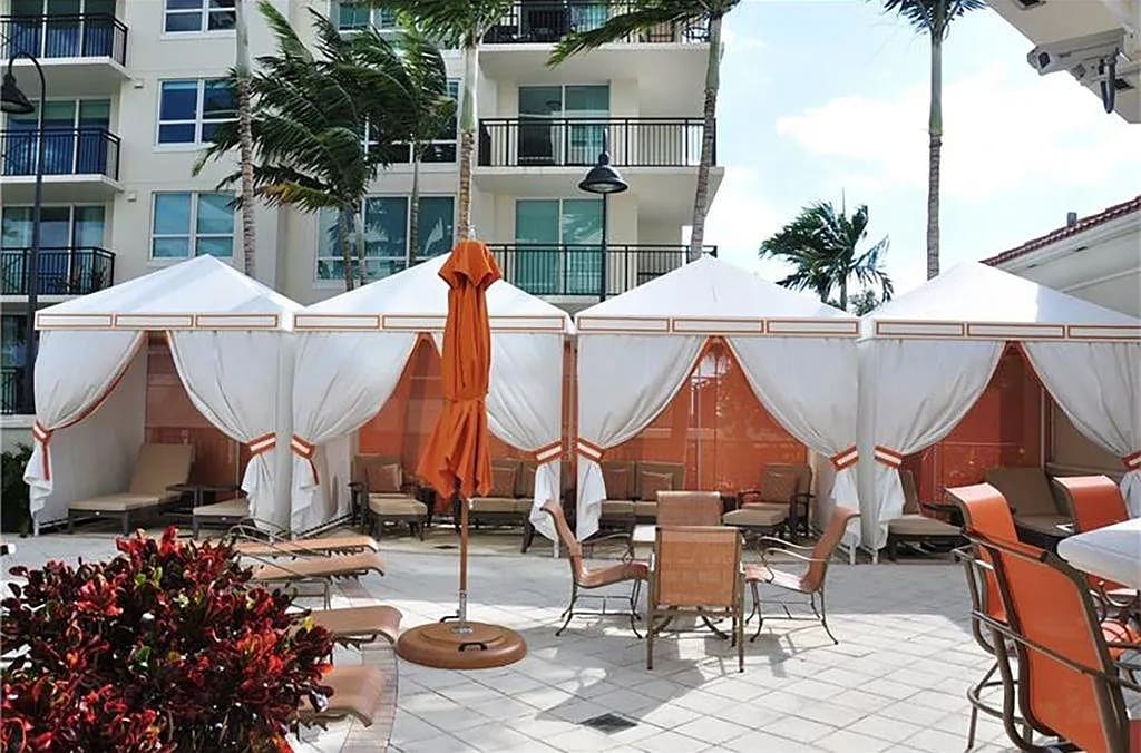 Building Photo - 600 W Las Olas Blvd