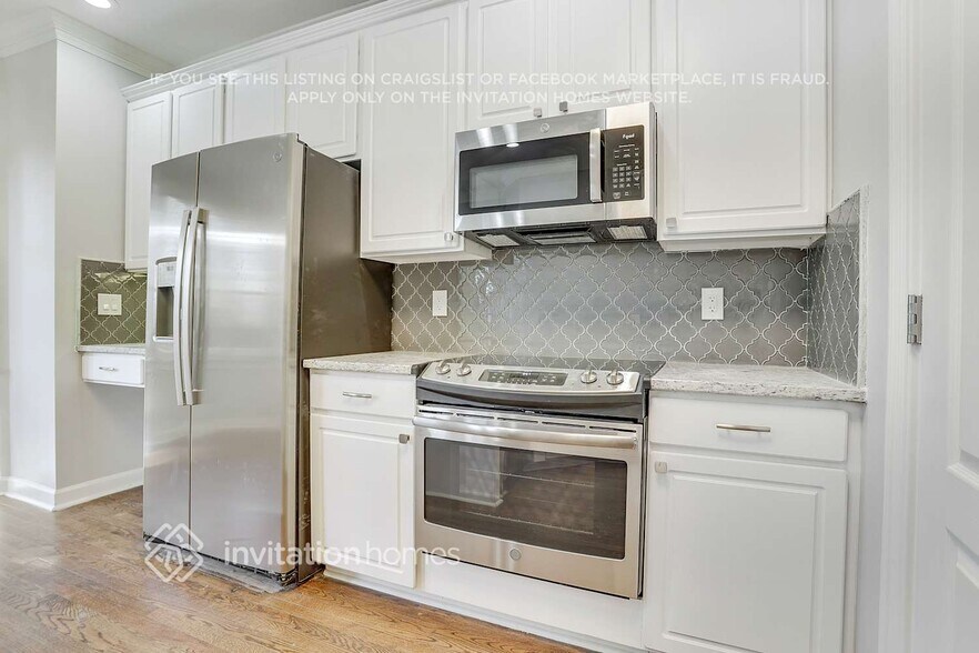 Building Photo - 1201 Bavarian Wood Close