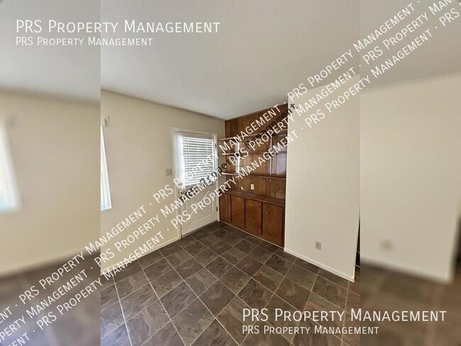 Building Photo - Tempe Condo Available