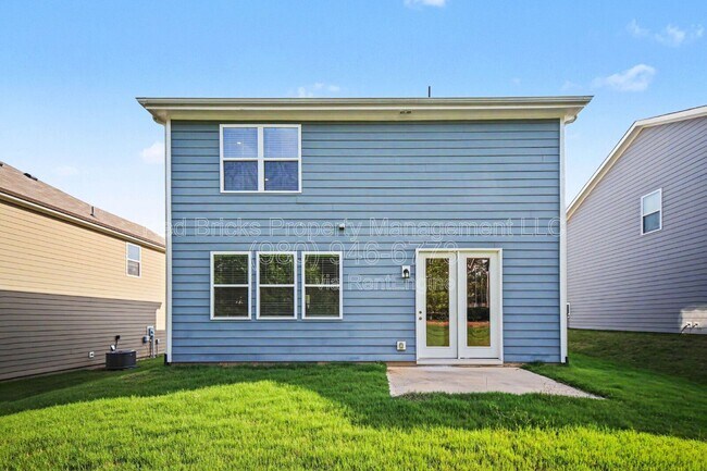 Building Photo - 2034 Blue Sky Mdws Dr