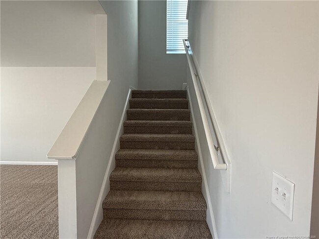 Building Photo - 204 Taylors Crk Wy