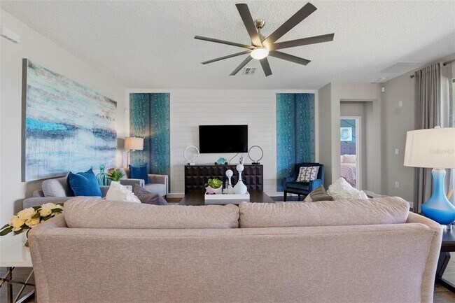 Building Photo - 31700 Cannon Rush Dr