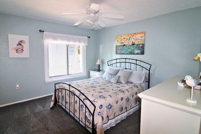 Building Photo - Waterfront Living at Bermuda Bay – Fully F...